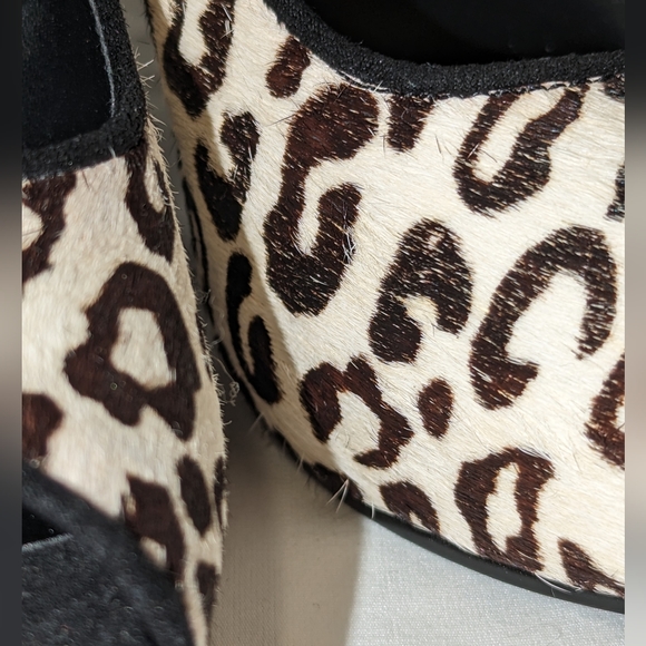 Guess Leopard Print Pumps - Picture 8 of 12